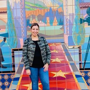 Meet your Posher, Norma